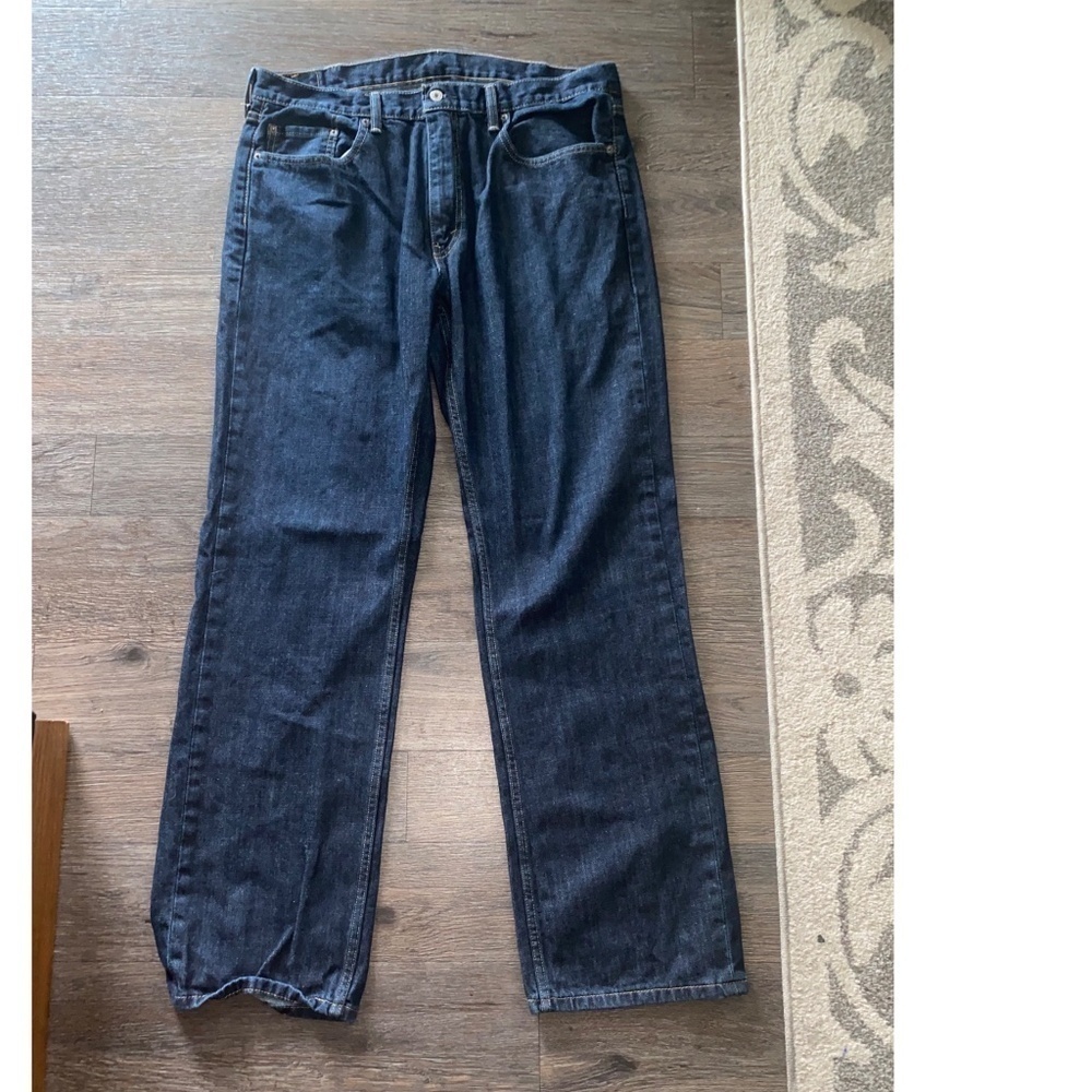 Levi Strauss 559 men’s 38 x 34 like new jeans